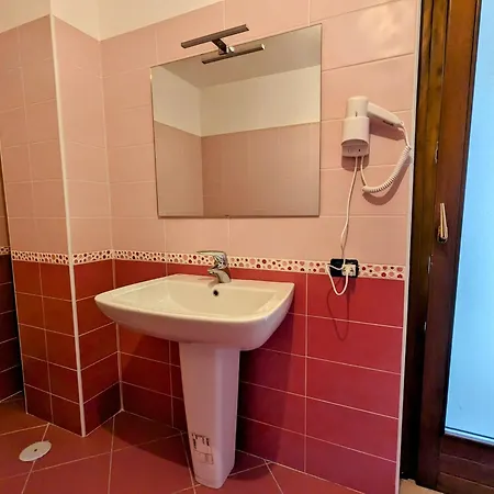 Dea 住宿加早餐酒店 Montoro Inferiore